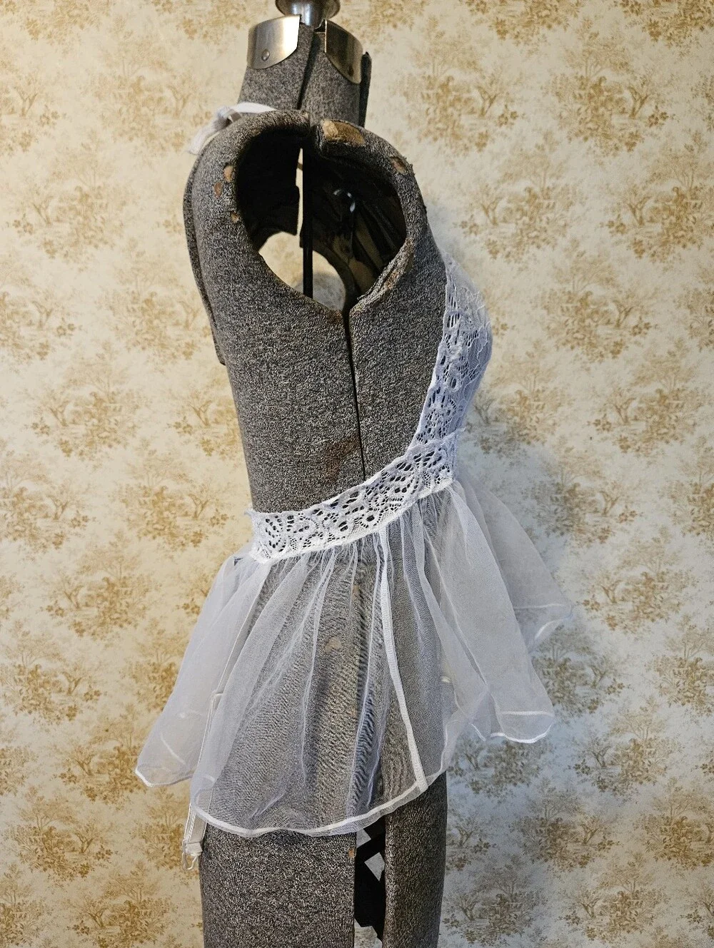 Escante Collection White Lace Halter Babydoll (Deadstock) Vintage